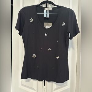 La Tay black short-sleeved V-neck t-shirt embellished with crystal